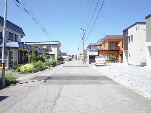 道路幅は7.9m、間口は6.7m。
桂木緑地公園、奥野中央公園、青い森セントラルパークまで徒歩5分圏内!