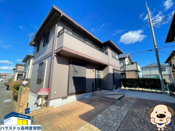 【外観】
\駐車場完備の2階建!/