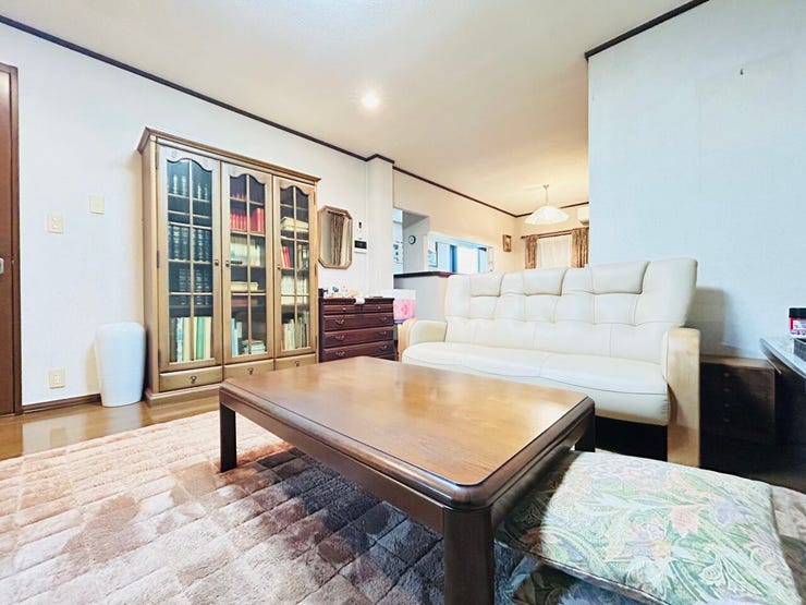 ◇家族でくつろげる広々明るいリビング♪