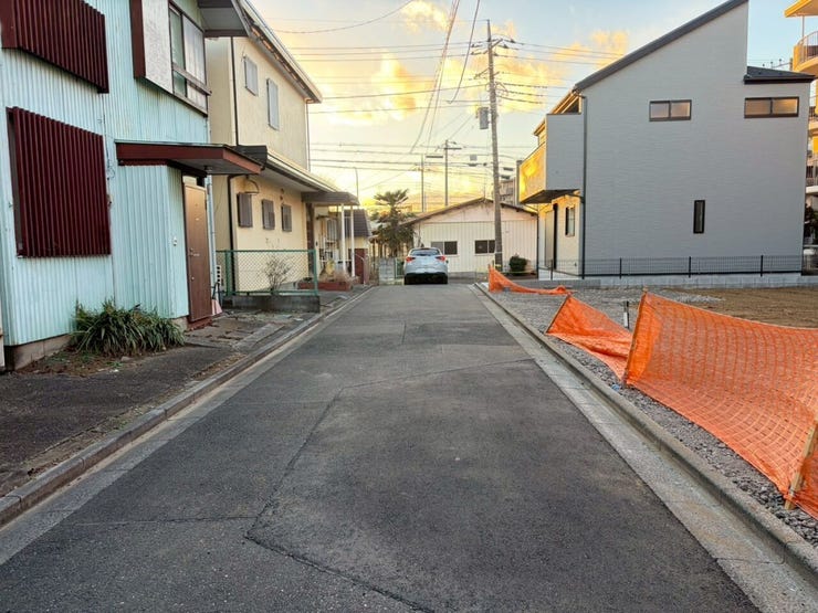 前面道路 南側4.0m私道