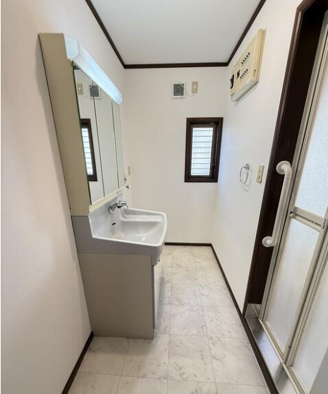 ◇ご案内方法◇
ご来店いただかなくても、現地待ち合わせ・自宅、最寄りまでの送迎サービスで柔軟に対応!周辺環境や他にも見たい物件もあわせてご案内できます!