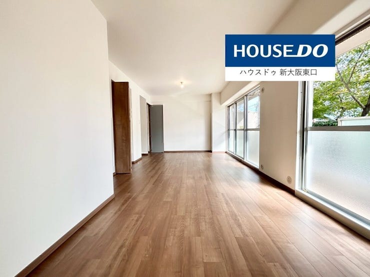 14帖のLDKで南向きのバルコニーと専用庭があります。