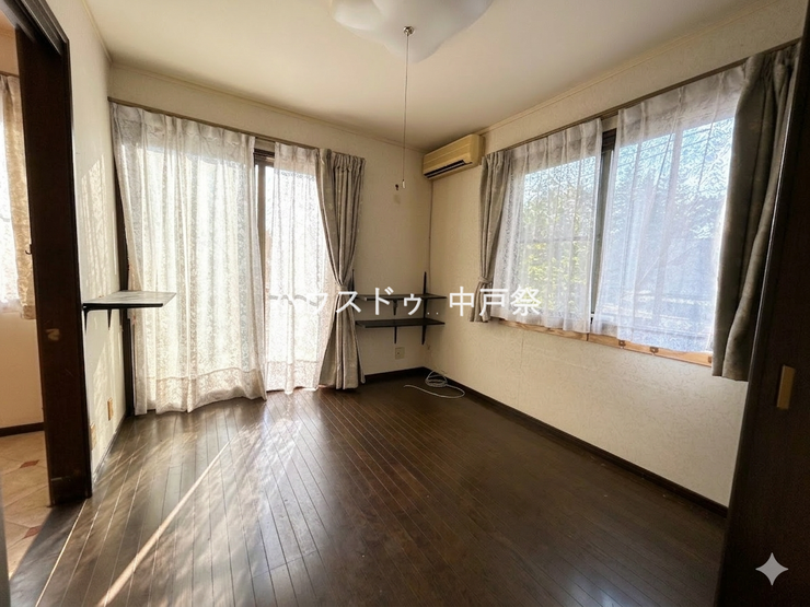 風通しの良い洋室