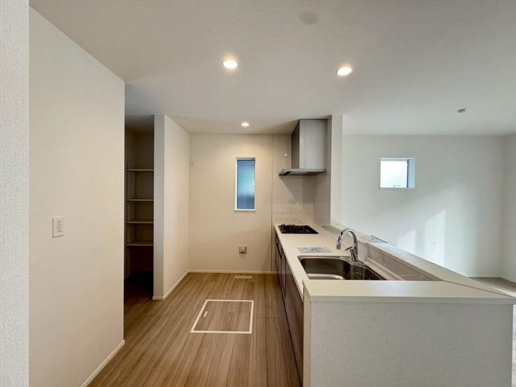 冷蔵庫・家電スペース・床下収納庫