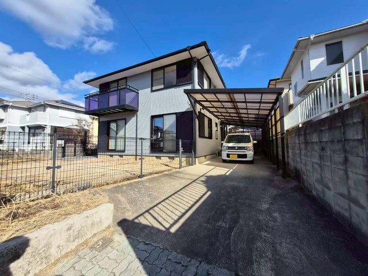 住列にはなりますが、駐車も2台可能!