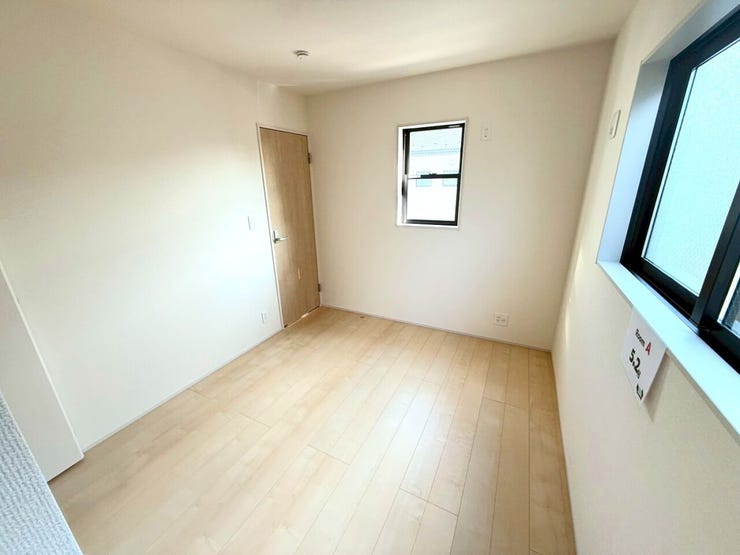 【Kids Room】
◇ご案内方法◇
ご来店いただかなくても、現地待ち合わせ・自宅、最寄りまでの送迎サービスで柔軟に対応!周辺環境や他にも見たい物件もあわせてご案内できます!