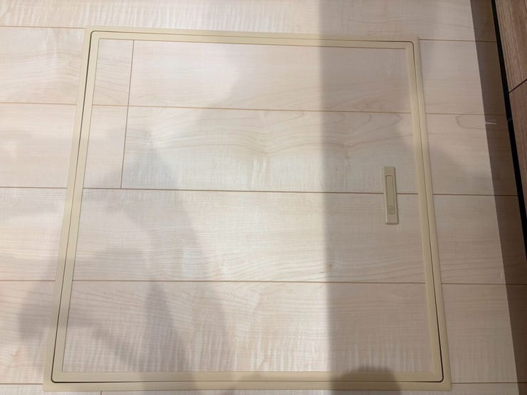 【床下収納】
【床下収納】リビングやキッチンの貴重な収納スペースとして大活躍。食品や日用品などを整理整頓できます。