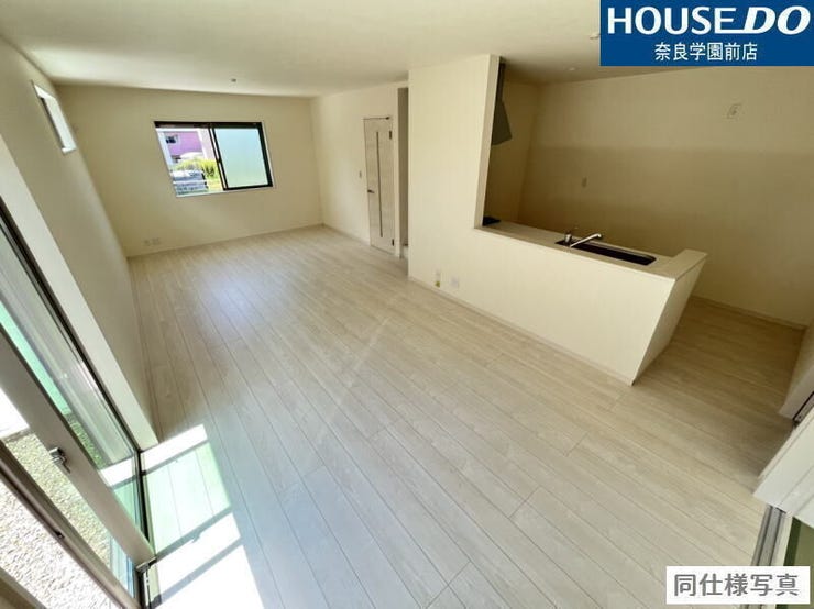 対面式キッチンなので、家事をしながらダイニングやリビングにいる家族とも会話がはずみますね。