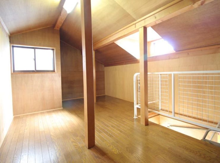 広い屋根裏収納です♪