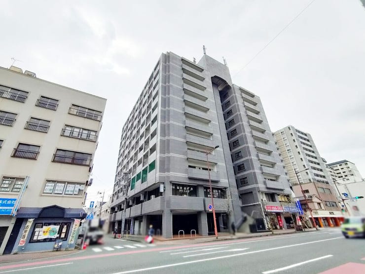 ホワイトキャッスル下到津 マンション♪令和5年5月に内装リフォーム歴有り♪1Fにドラッグストア有り♪