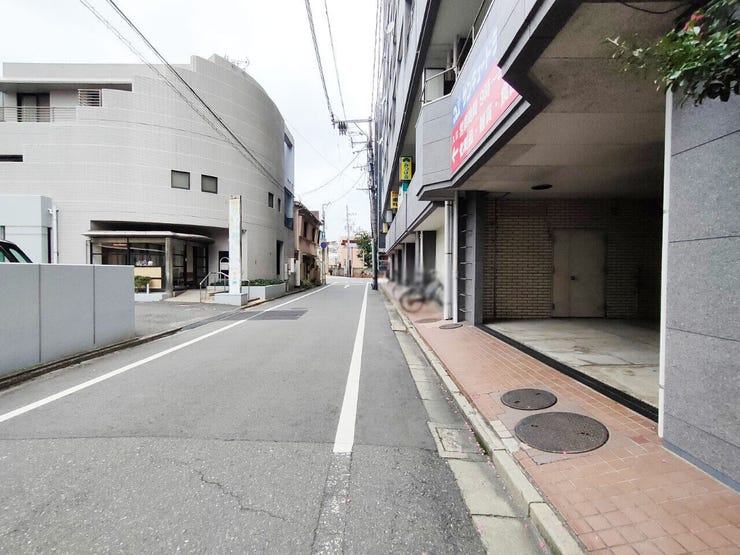 ホワイトキャッスル下到津 マンション♪令和5年5月に内装リフォーム歴有り♪1Fにドラッグストア有り♪