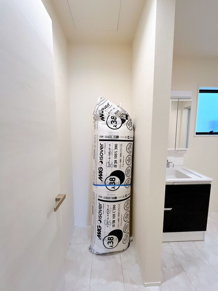 散らかりがちな洗面所もすっきりとできます。