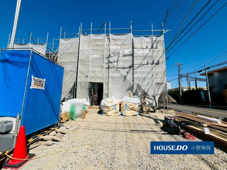 【外観】
完成後の購入では遅いかも?!実は!新築物件
の2件に1件が完成前の状態で売れています!“あなた”にとって理想の物件は、“みんな”にとっても理想の物件かもしれません!一番良い場所を最初に選びましょう!