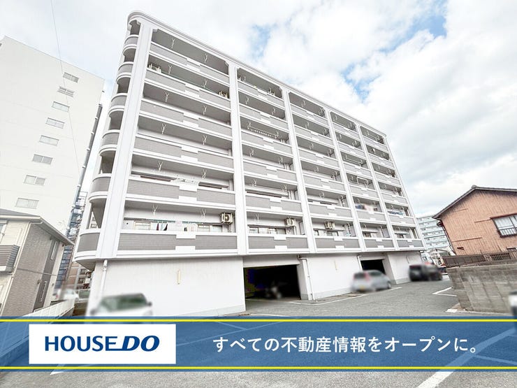 【外観】
ビブレマンション日明 マンション♪角部屋♪2面バルコニー♪コンビニ徒歩約2分♪日明小まで徒歩約4分♪