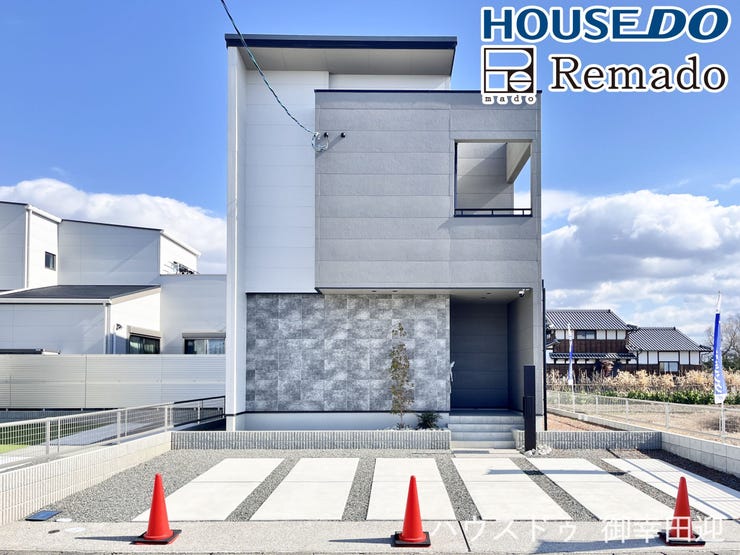 ■家の印象を決める「顔」■街並みに美しく調和しながら、帰るたびに誇らしく思える、あなたのためのシンボルです。