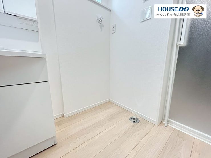 暑い日でも寒い日でも室内なら快適に洗濯できます