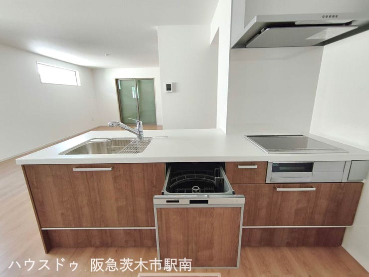 食洗乾燥機付き。IHクッキングヒーター付