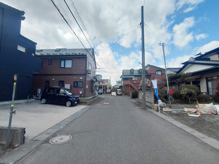 現地(2026年3月)撮影
◎現地案内予約受付中!◎
完成済の他現場を内覧できます♪完成後のイメージとしてぜひご内覧ください。お気軽にお問い合わせください!