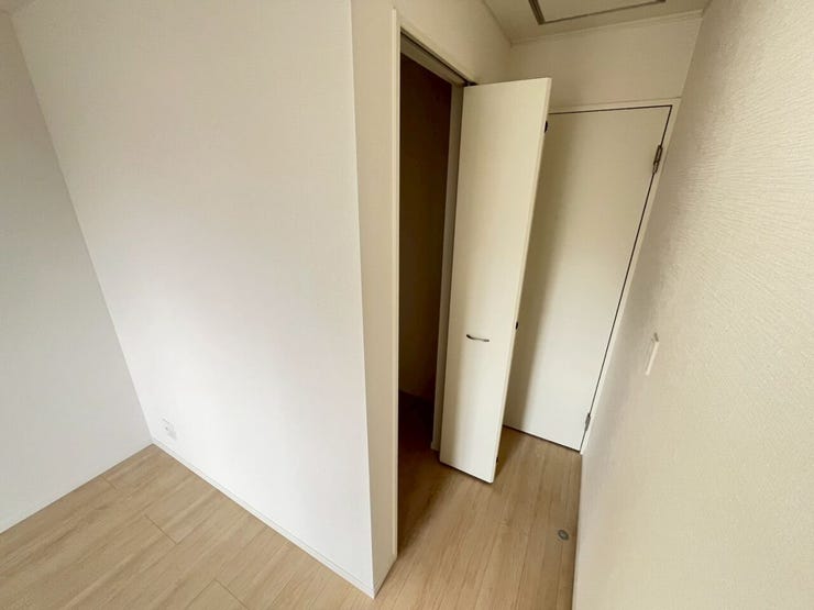 洋室7.5帖③(開いた状態です)