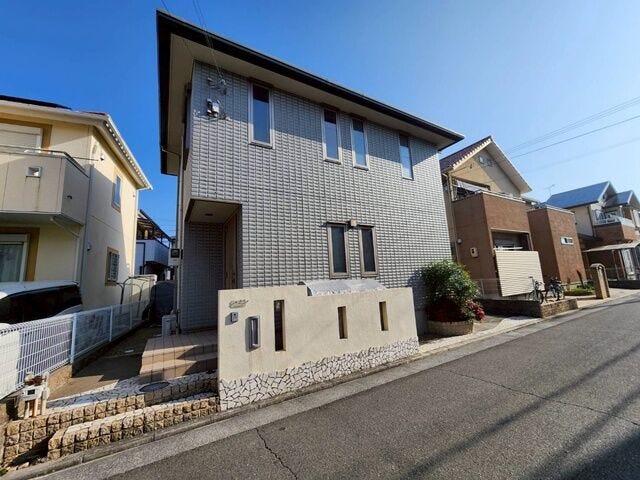 【外観】
日常を楽しく、快適にお過ごしいただける設備がいっぱい!