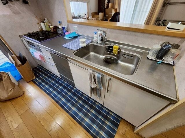 明るく開放的なキッチンで、毎日の料理がもっと楽しく♪