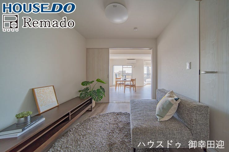 【洋室】
■洋室3■寝室、書斎、趣味の部屋。家族の成長やライフスタイルに合わせ、様々な使い方ができる快適な空間です。