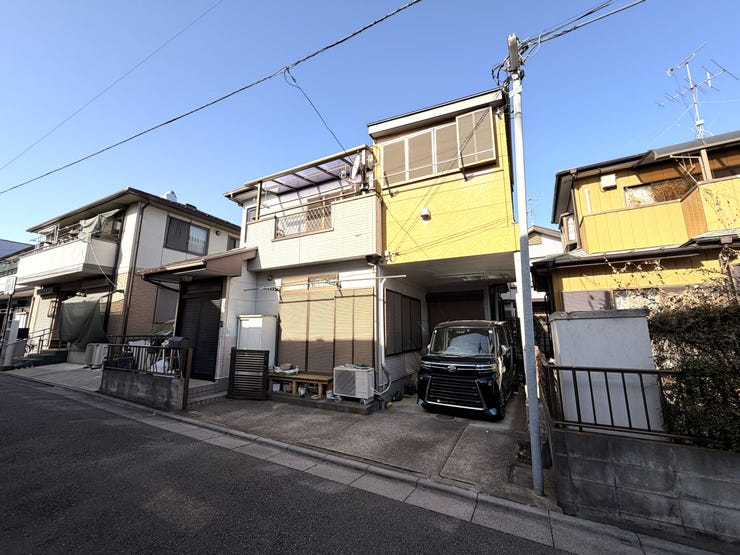 【外観】
◇バス乗車でJR埼京線「与野本町駅」ご利用可能♪
→最寄りのバス停「西中」まで徒歩約3分(約230m)