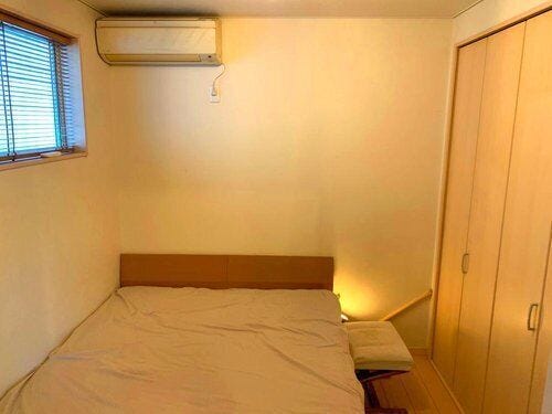 リビングに繋がる3.4帖の洋室は収納もあり、子供部屋に最適です。