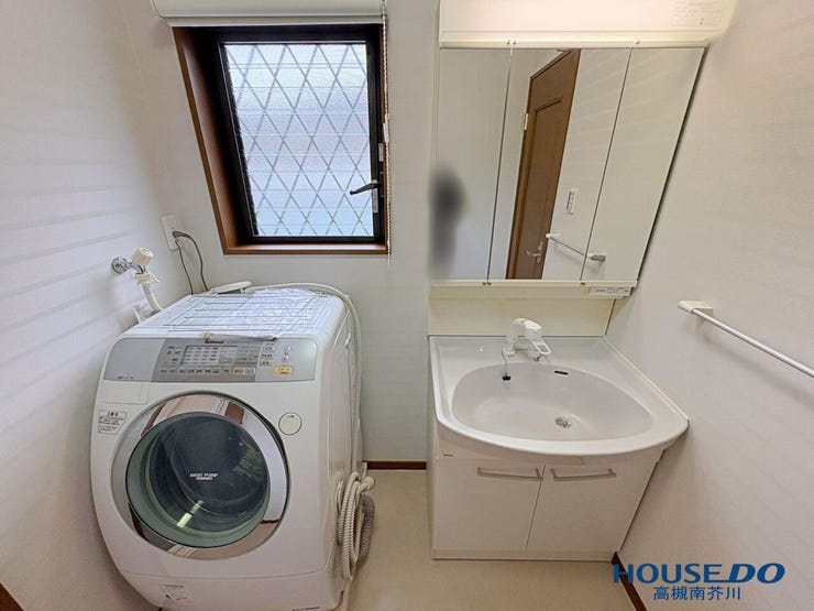 明るい洗面化粧台