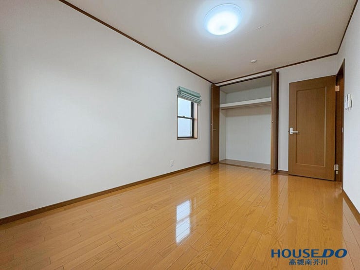 大容量のクローゼットで収納もバッチリ