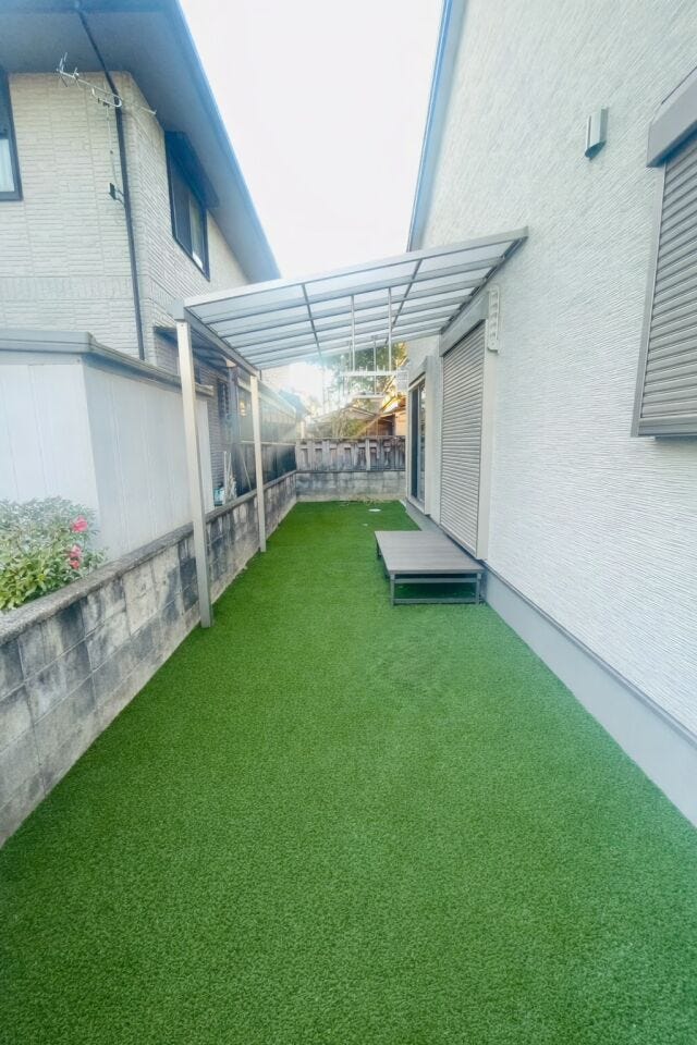 お庭(芝生)のスペースはお子さまの遊び場などとしても◎