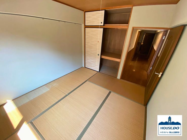 畳の香りに包まれた和室は、来客用のおもてなしスペースとしてはもちろん、ご家族での団らんや趣味の空間にもぴったりです