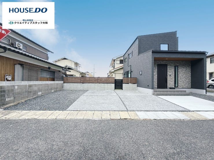 3~4台駐車可能(車種による)