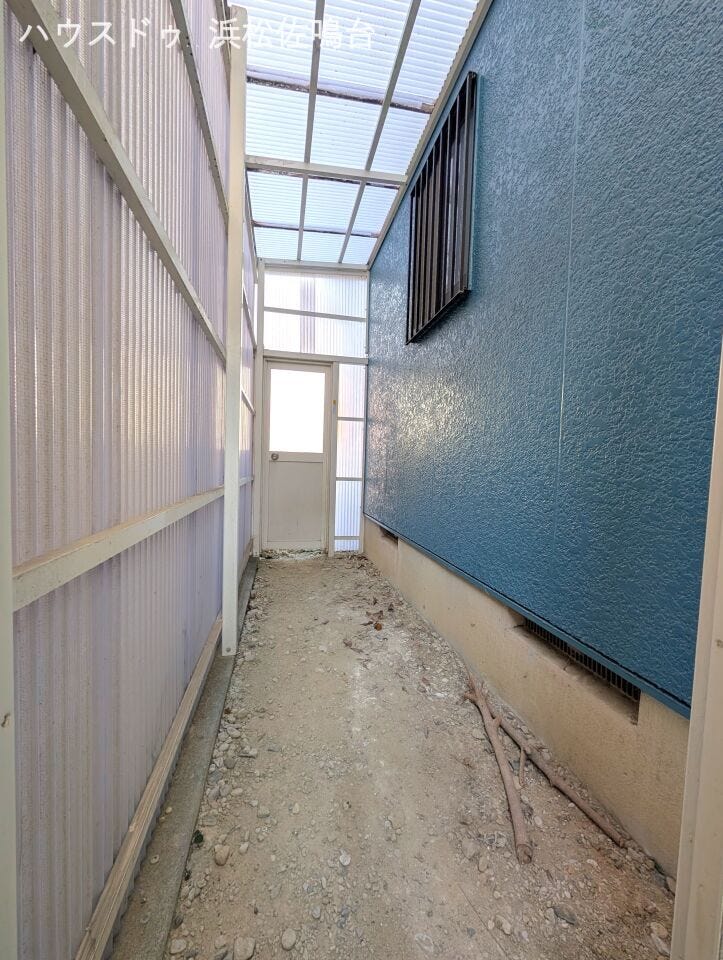 屋外ストックヤードは物置代わりに重宝します♪施錠もできます!