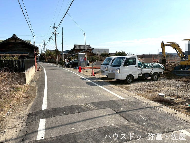 北側公道幅員約4.5~4.8m☆