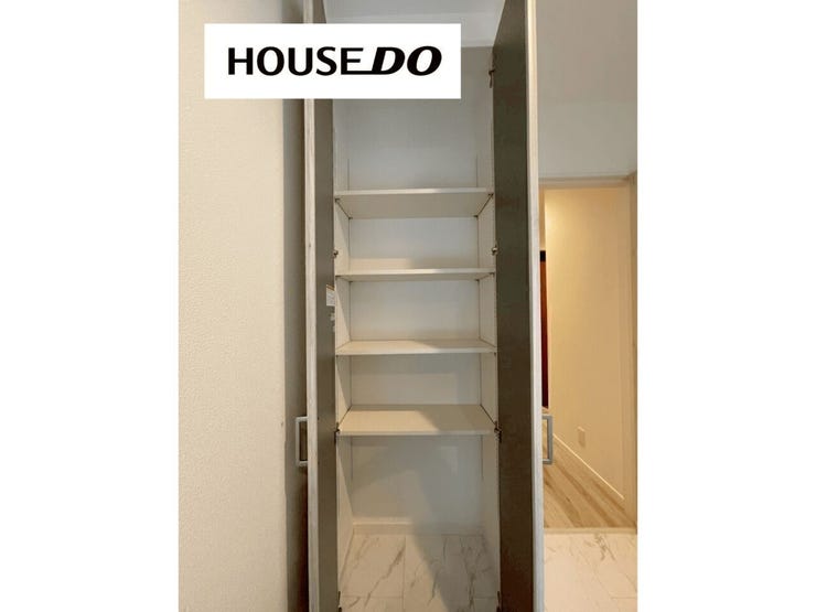 洗面に収納スペースございます!タオル、下着やルームウェアなどを収納しておけば、お風呂上がりの動線がスムーズに♪