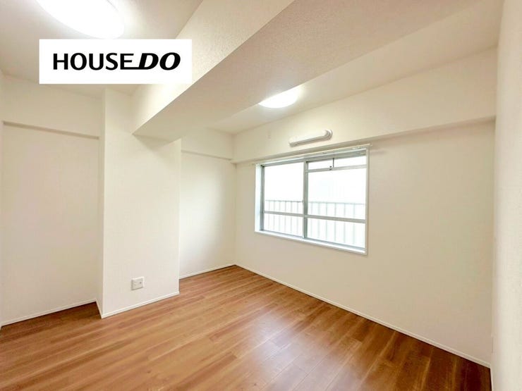 窓が有り心地良い明かりが入って来ます♪