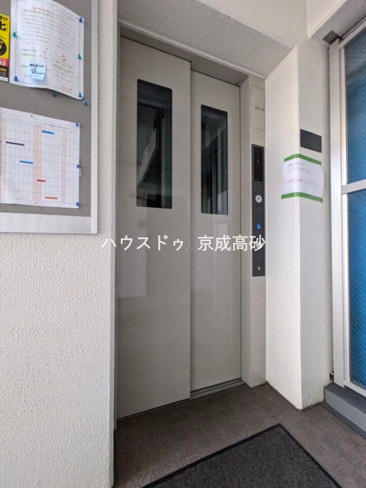 エレベータ1基です。