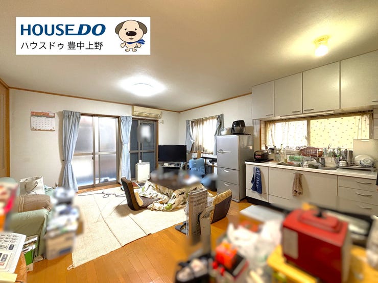 【外観】
【LDK】
約16.5帖の広々としたLDK!キッチンが壁付のため、リビングダイニング部分を広くお使いいただけます!