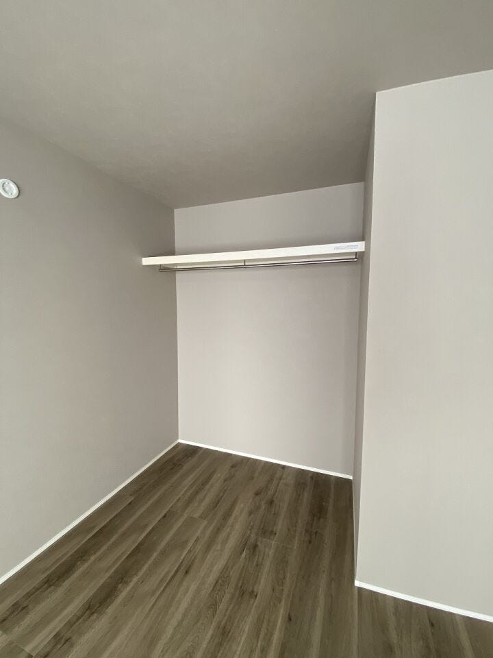 家族一人ひとりの大切なプライベート空間。趣味・感性で個性的に飾って頂けるようシンプルに仕上げてあります。収納をしっかり確保しているので、空間にさらなるゆとりが生まれます♪