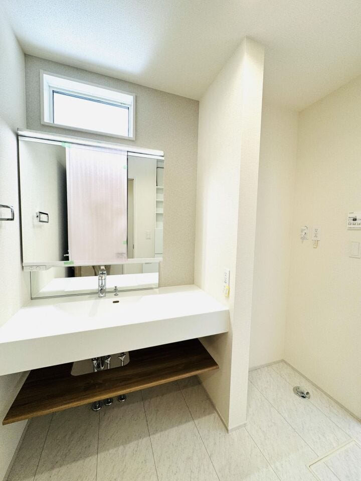 ◇ご来店方法◇
ナビで「ハウスドゥさいたま北宿通り」で検索♪
ローソンストア100に駐車場に4台駐車可能!
手ぶらでOK!キッズスペース完備でお子様ずれでも問題なし!