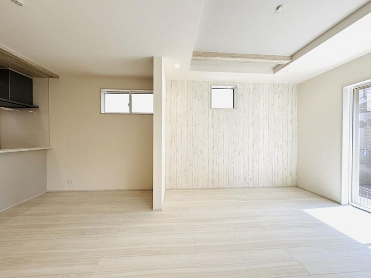 ◇現地見学会開催中◇
平日や仕事終わりの夜でも「今日見てみたい!」そんなときでもOK♪
お電話1本でスタッフがすぐに駆けつけます!