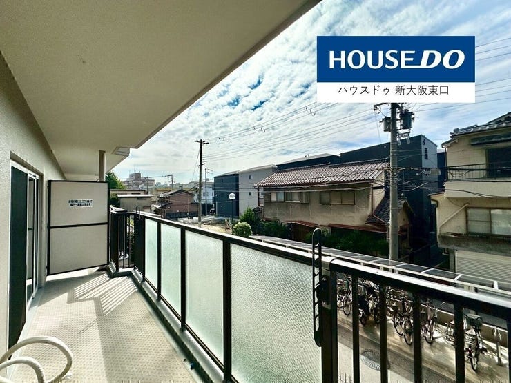 バルコニー南東向き
しっかり太陽の光がはいります。