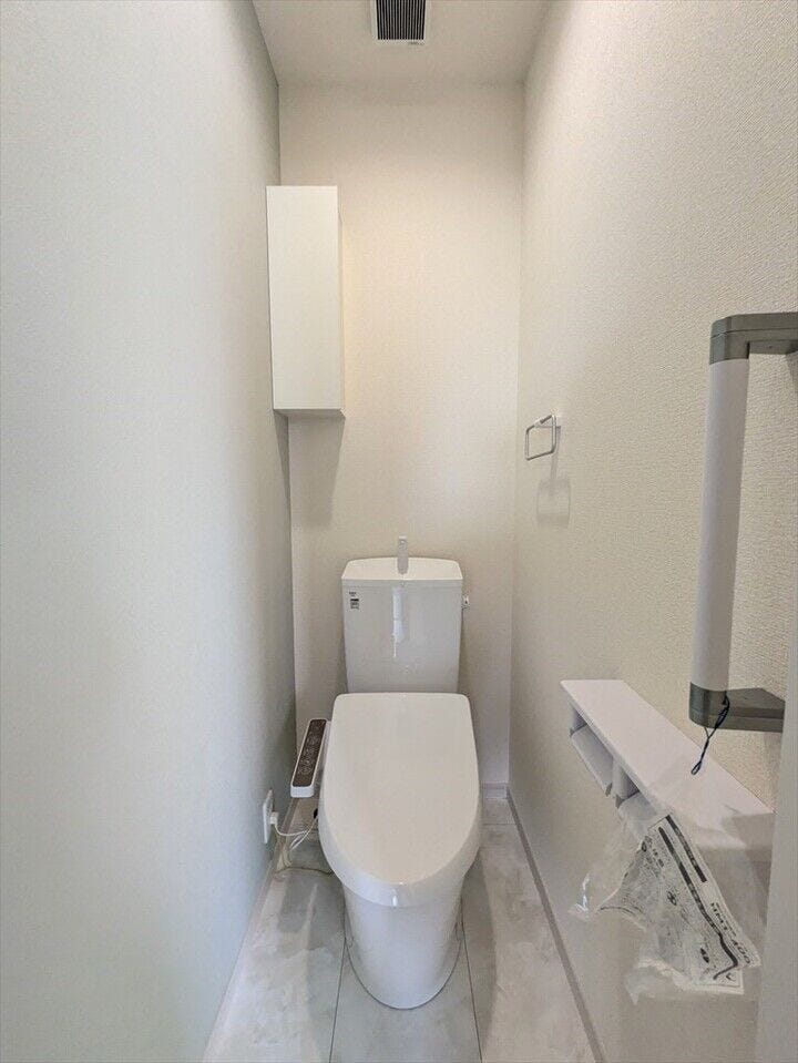 2箇所あるトイレは快適な温水洗浄便座付き