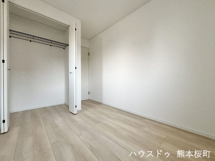 ■用途が広がる、自由な居室■寝室、書斎、趣味の部屋。家族の成長やライフスタイルに合わせ、様々な使い方ができる快適な空間です