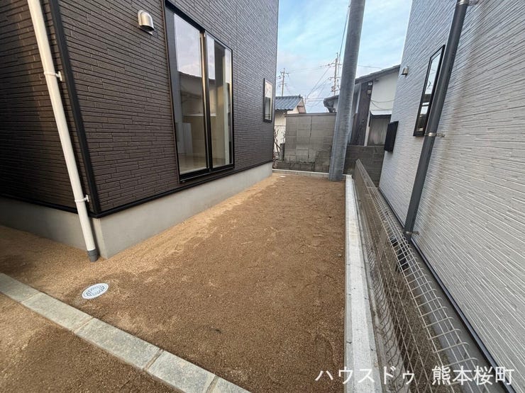 ■遊びと安らぎの多目的空間■子どもが安全に遊べ、ペットと触れ合い、大人も自然に癒やされる、暮らしを彩るスペースです。