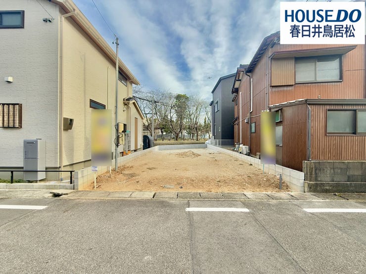 【外観】
◇1月26日撮影 外観写真◇
小中学校、清水屋春日井店まで徒歩10分圏内♪生活に便利な「柏原町5丁目」に新築戸建が限定1棟登場です♪設計・建設住宅性能評価書取得♪駐車場並列2台分♪南庭あり♪