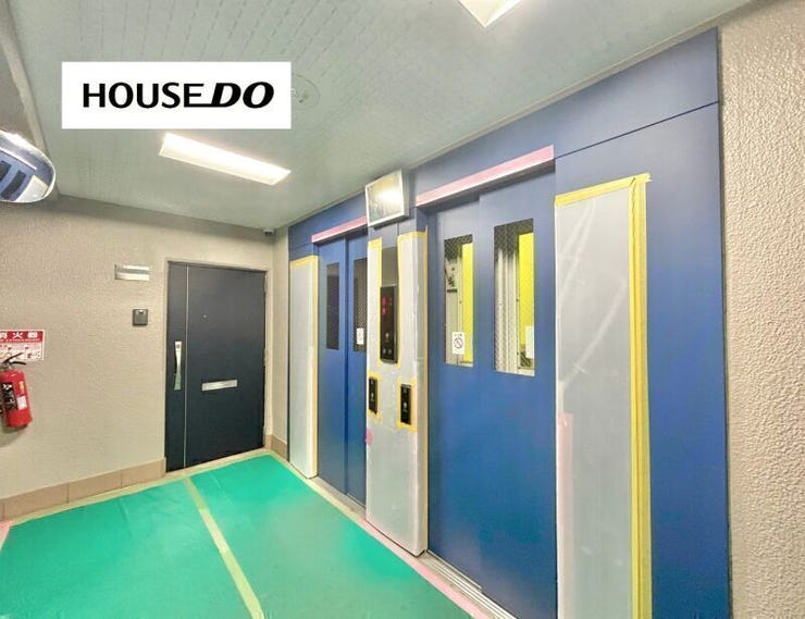 エレベーター停止階で、ベビーカーでも移動ラクラク♪