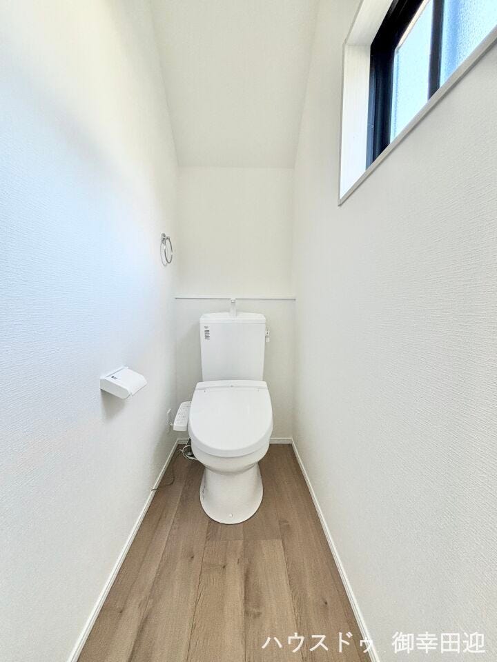 ■一人になれる安らぎの場所■清潔さと静けさを両立した空間。心落ち着くひとときを過ごせる、プライベートなレストルームです。