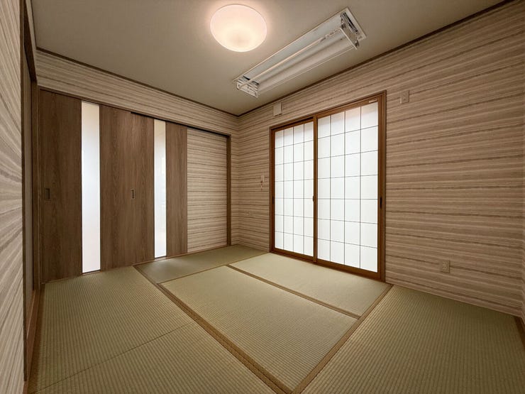 室内(2026年6月)撮影
◎本日案内可能◎
リビング横の和室は家事の合間にほっと一息つける空間。